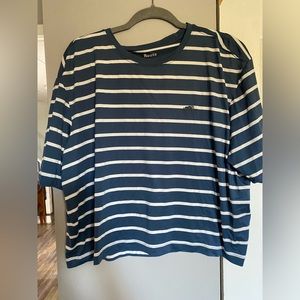 Roots boxy t shirt with UV protection